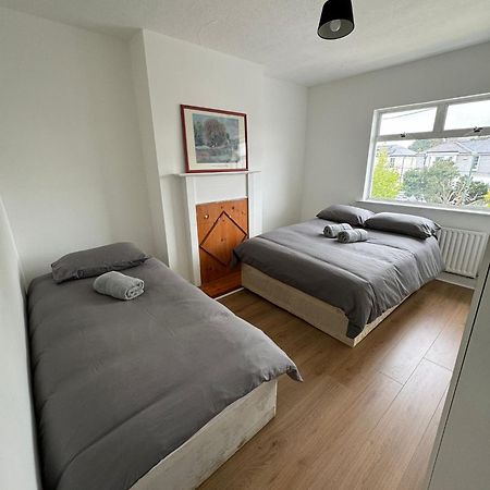Nice Triple Room At 2 Iveragh Rd-7 Dublin Exteriér fotografie